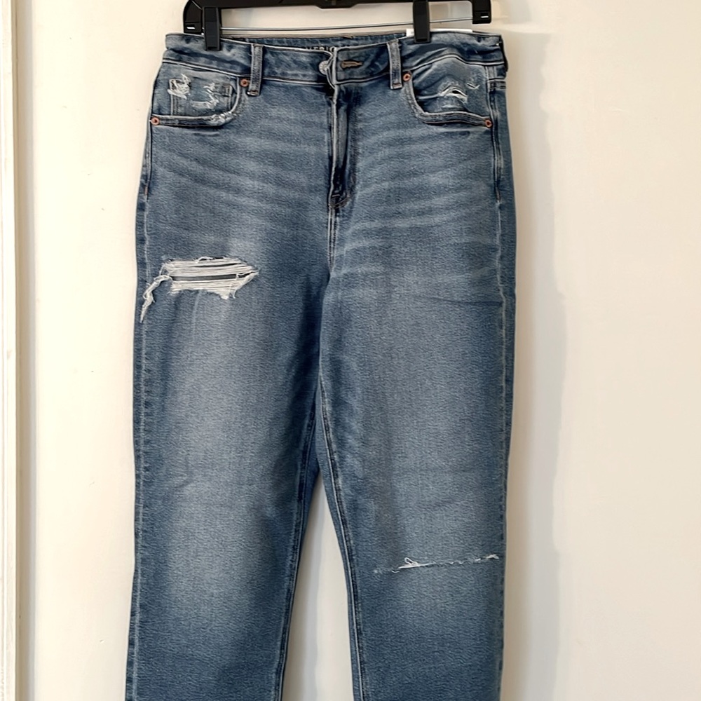 American Eagle Mom Jeans